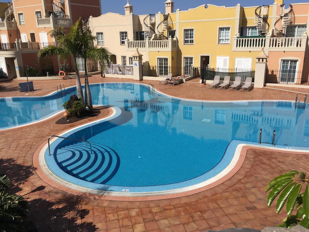 Luxe Appartement Palm Mar Екстериор снимка